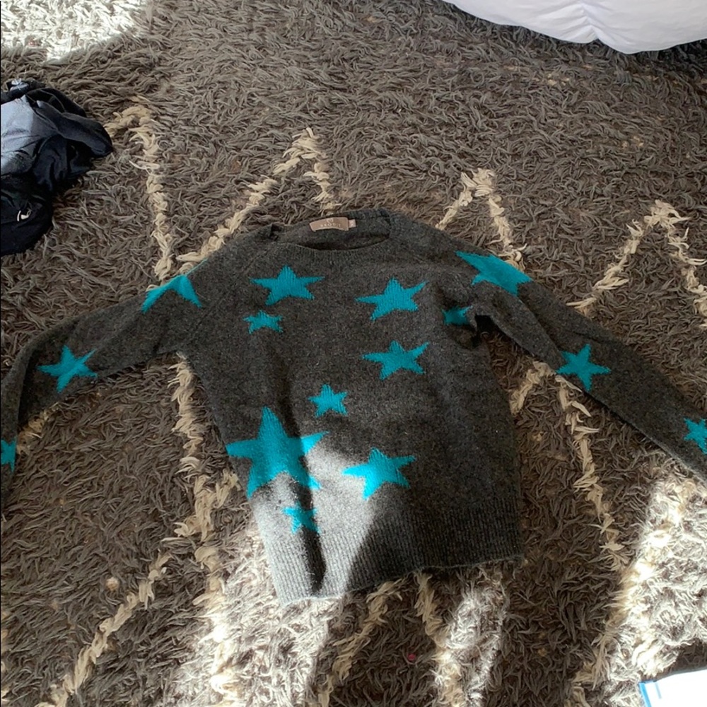 Brodie cashmere sweater nwot never worn